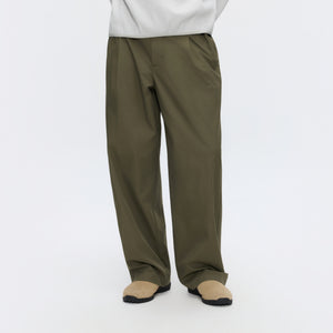 Water-Repellent Cotton-Feel Pleated Trousers